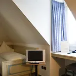 Hotel Rellinger Hof 3*